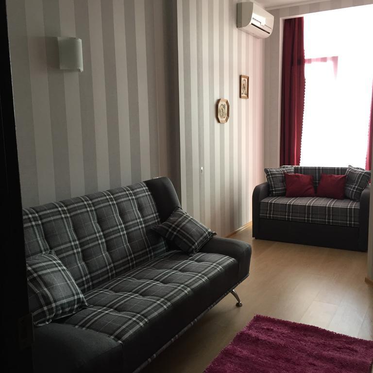 Town-House Golden Bugaz Lejlighed Karolino-Buhaz Eksteriør billede
